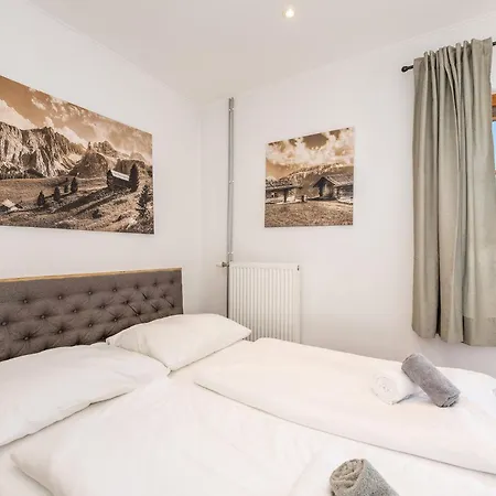 Alte Schmiede - By Mynests *