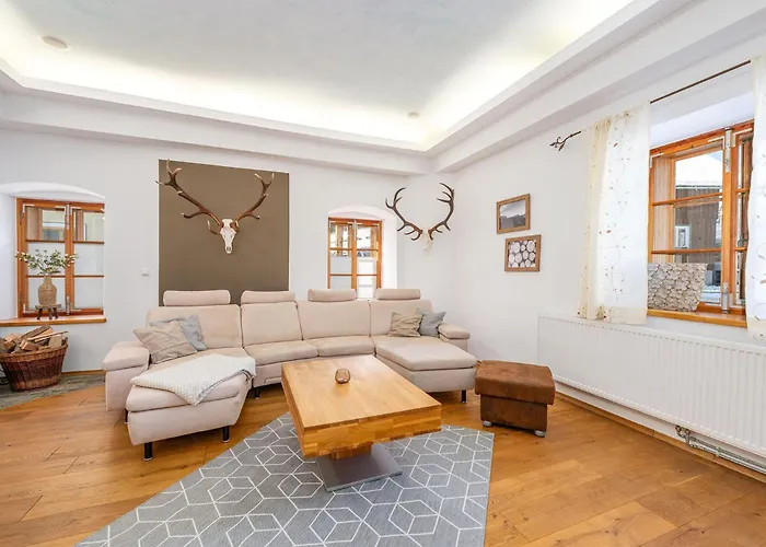 Alte Schmiede - By Mynests 巴德米滕多夫